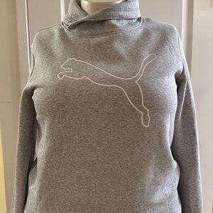 Women's Puma Sweatshirt with high collar Size xl NWT